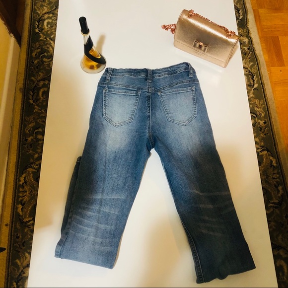 Flowered Jeans - Picture 3 of 4